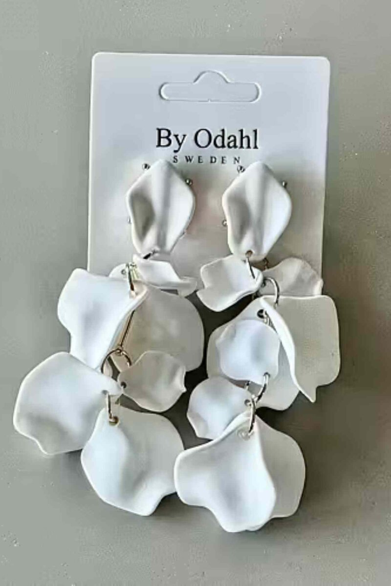 By-Odahl-Kamilla-Orhangen-White-Leaf-1