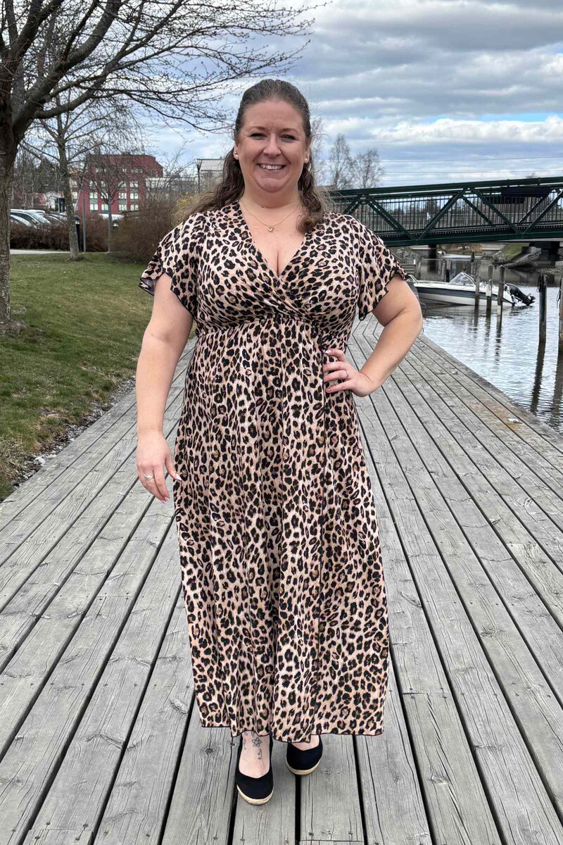 Caramelle-Fashion-Justine-Klanning-Dam-Brown-Leo-1