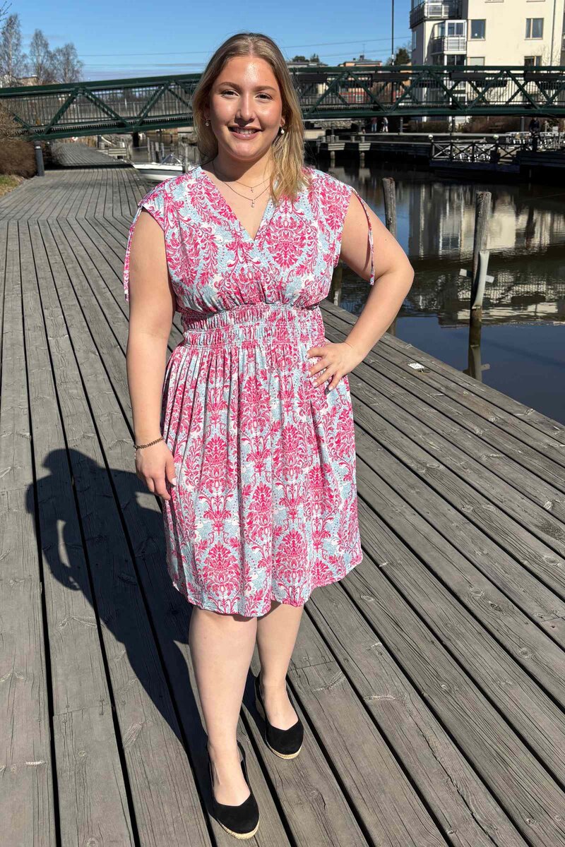 Caramelle-Idelle-Klanning-Dam-Pink-1