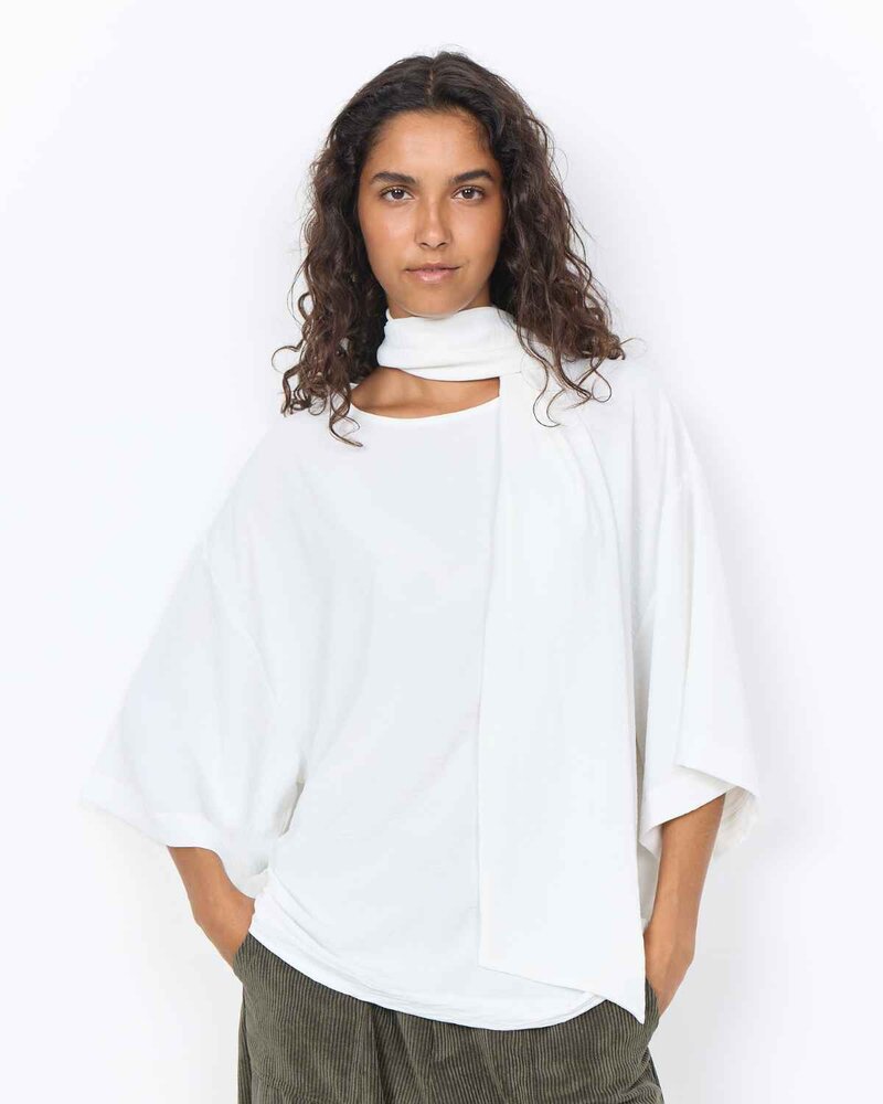 Cath-12-Blus-Med-Scarfdetalj-Dam-Offwhite-Soyaconcept--Smilebutiken-1
