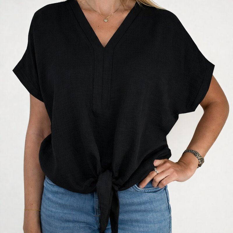 Chica-London-Maija-Topp-med-Knyt-Dam-Black-1