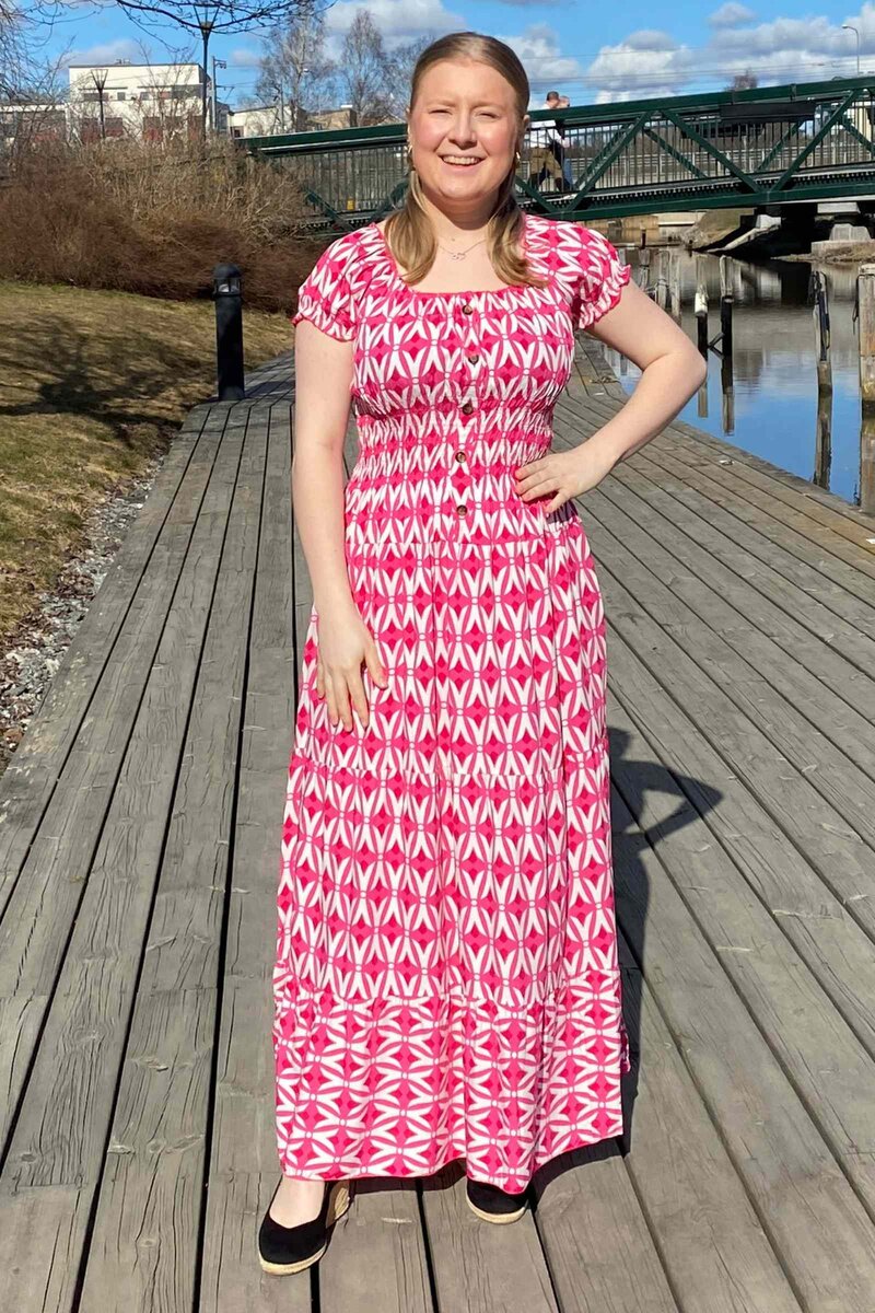 Comeng-Fashion-Brianna-Klanning-Dam-Pink-1