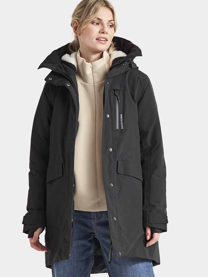 Didriksons Diana Vinterparkas Dam Svart SMILE. Didriksons Diana Vinterparkas Dam Svart SMILE.