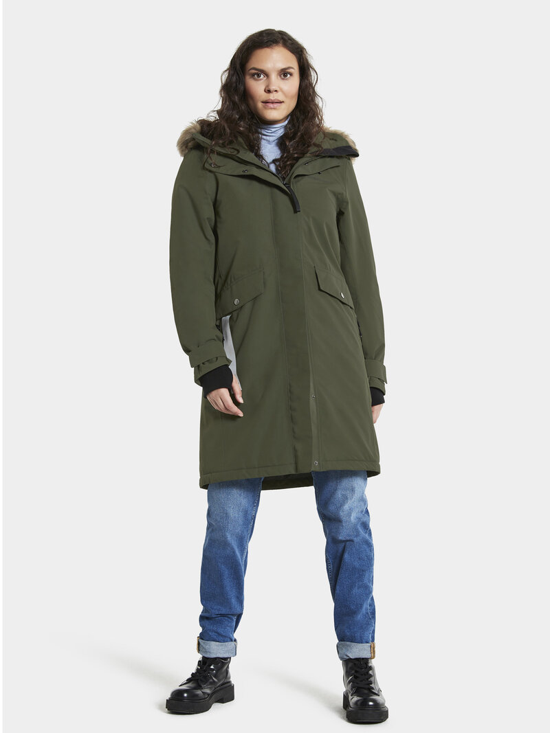 Didriksons-Erika-Vinterparkas-3-Dam-Deep-Green-1