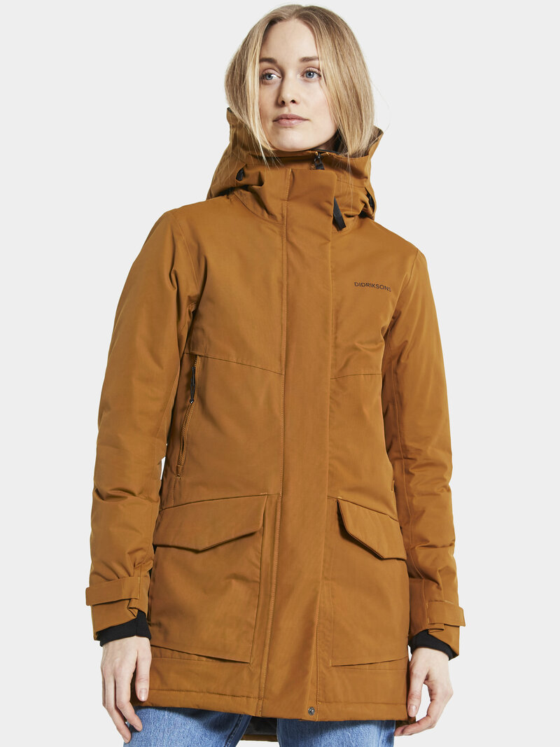 Didriksons-Frida-Vinterparkas-6-Dam-Cayenne-1