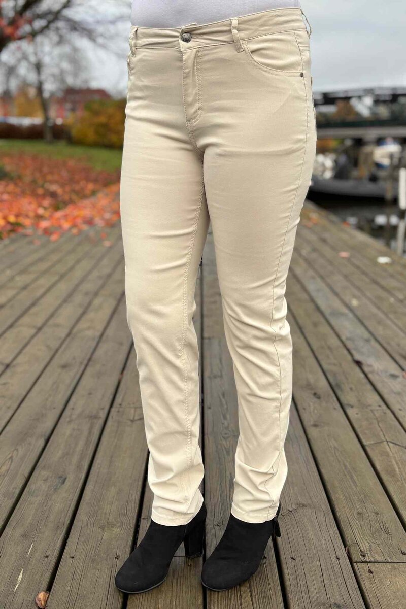 Freequent-Adina-Stretchbyxa-Dam-Moonbeam-10