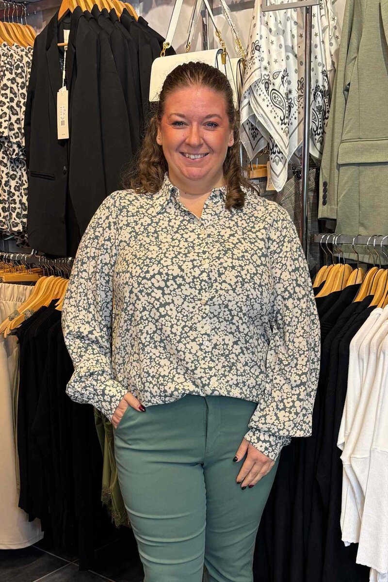 Freequent-Adney-Skjorta-Dam-Dark-Forrest-W-Moonbeam-10