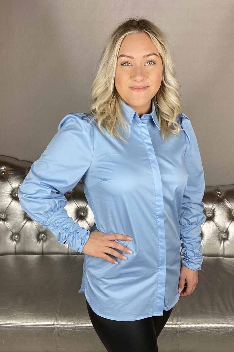 Freequent-Fraces-Skjorta-Dam-Chambray-Blue-11