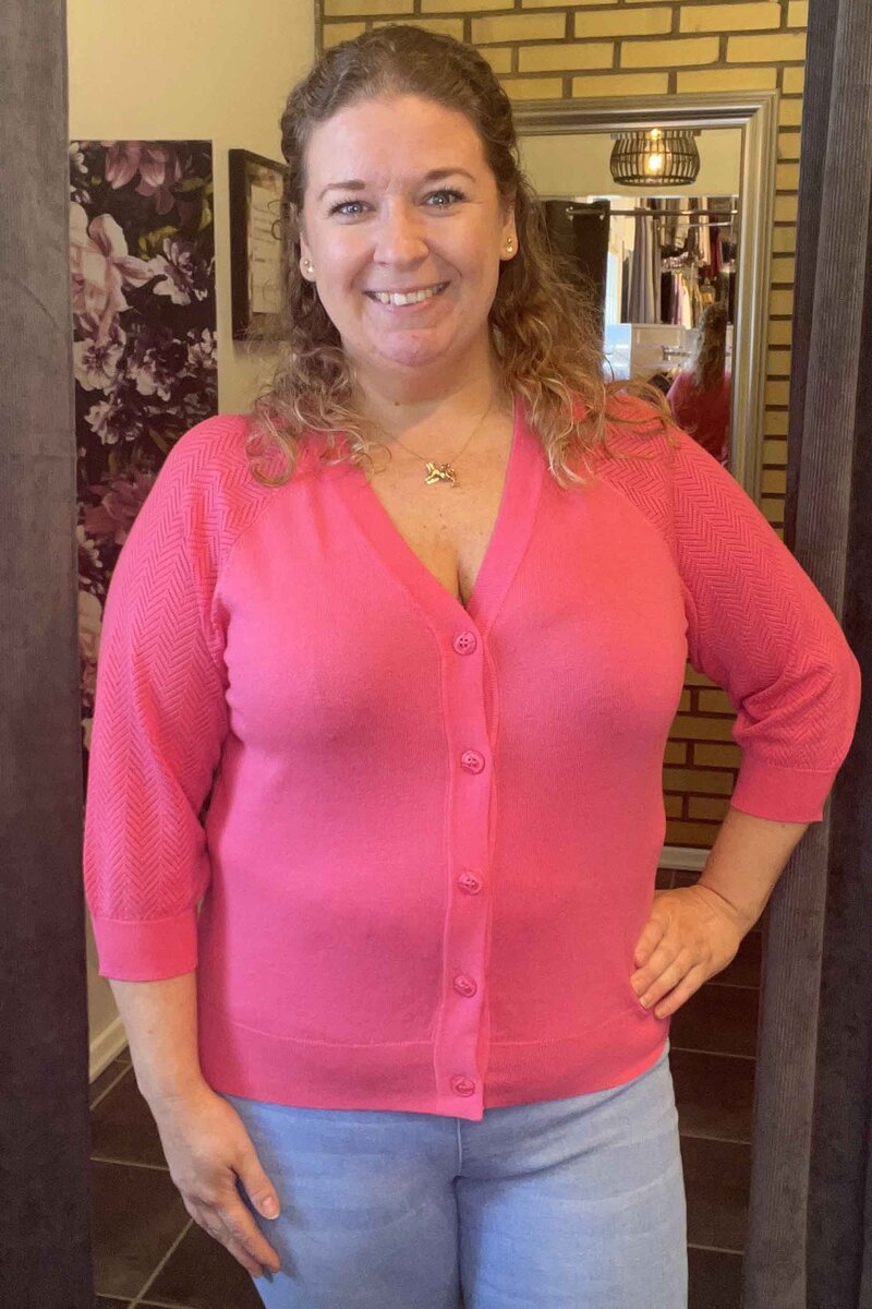 Freequent-Plain-Short-Cardigan-Dam-Hot-Pink-1