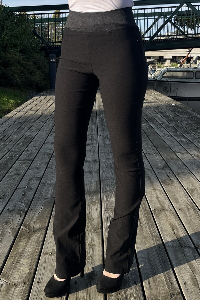 Freequent-Shantal-Bootcut-L32-Power-Dam-Black-1