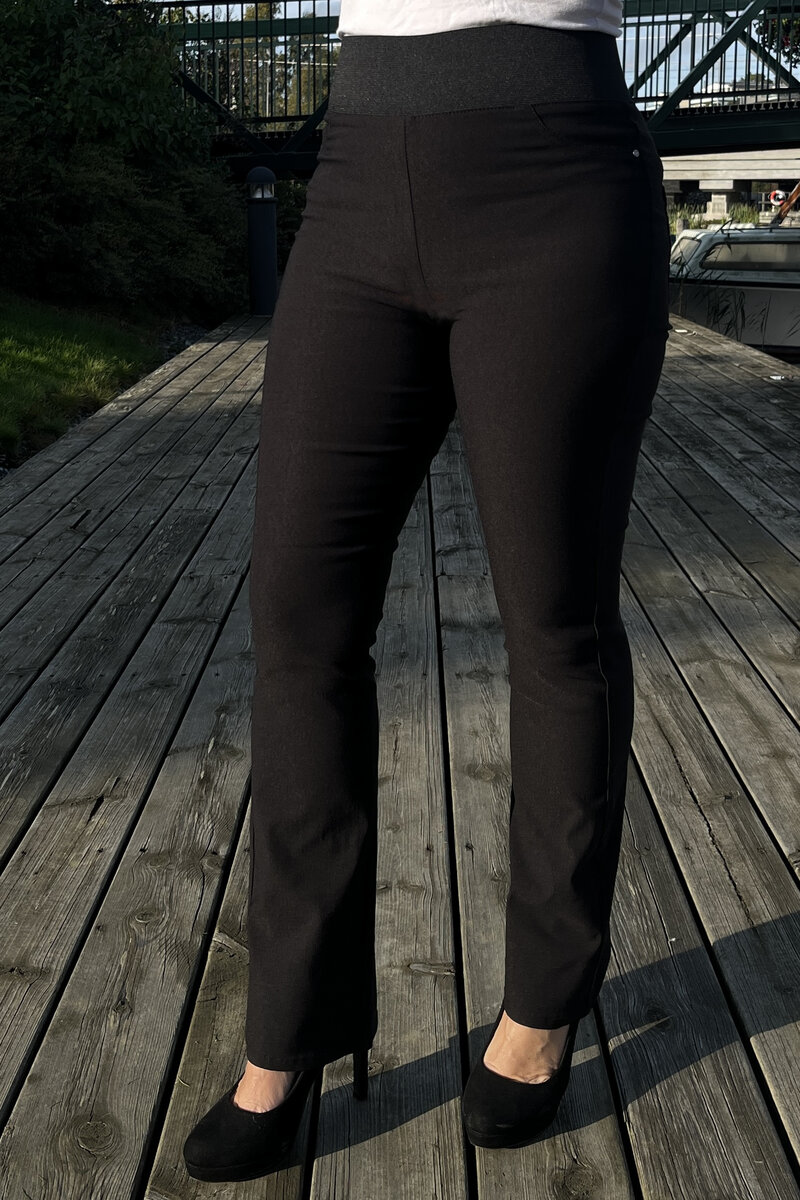 Freequent-Shantal-Bootcut-Langd-30-Power-Dam-Black-1