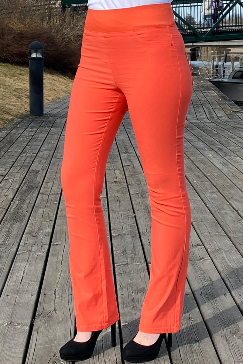 Freequent Shantal Bootcut Längd 32 Power Dam Hot Coral