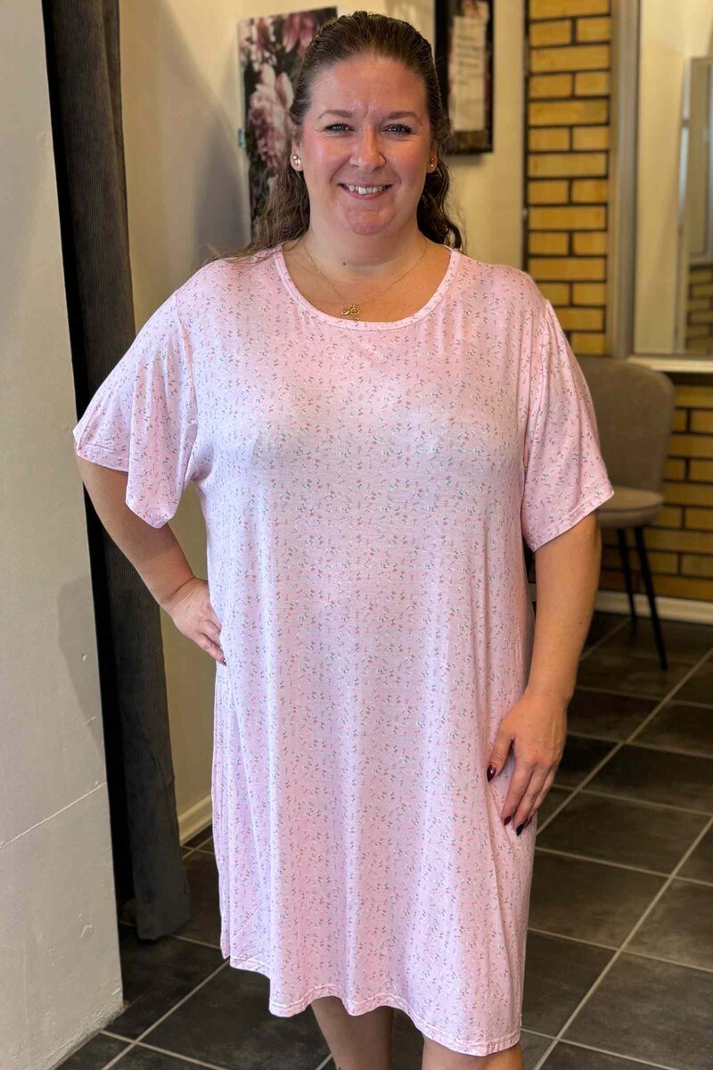 Gill-Kortarmat-Nattlinne-Bambu-Dam-Pink-1