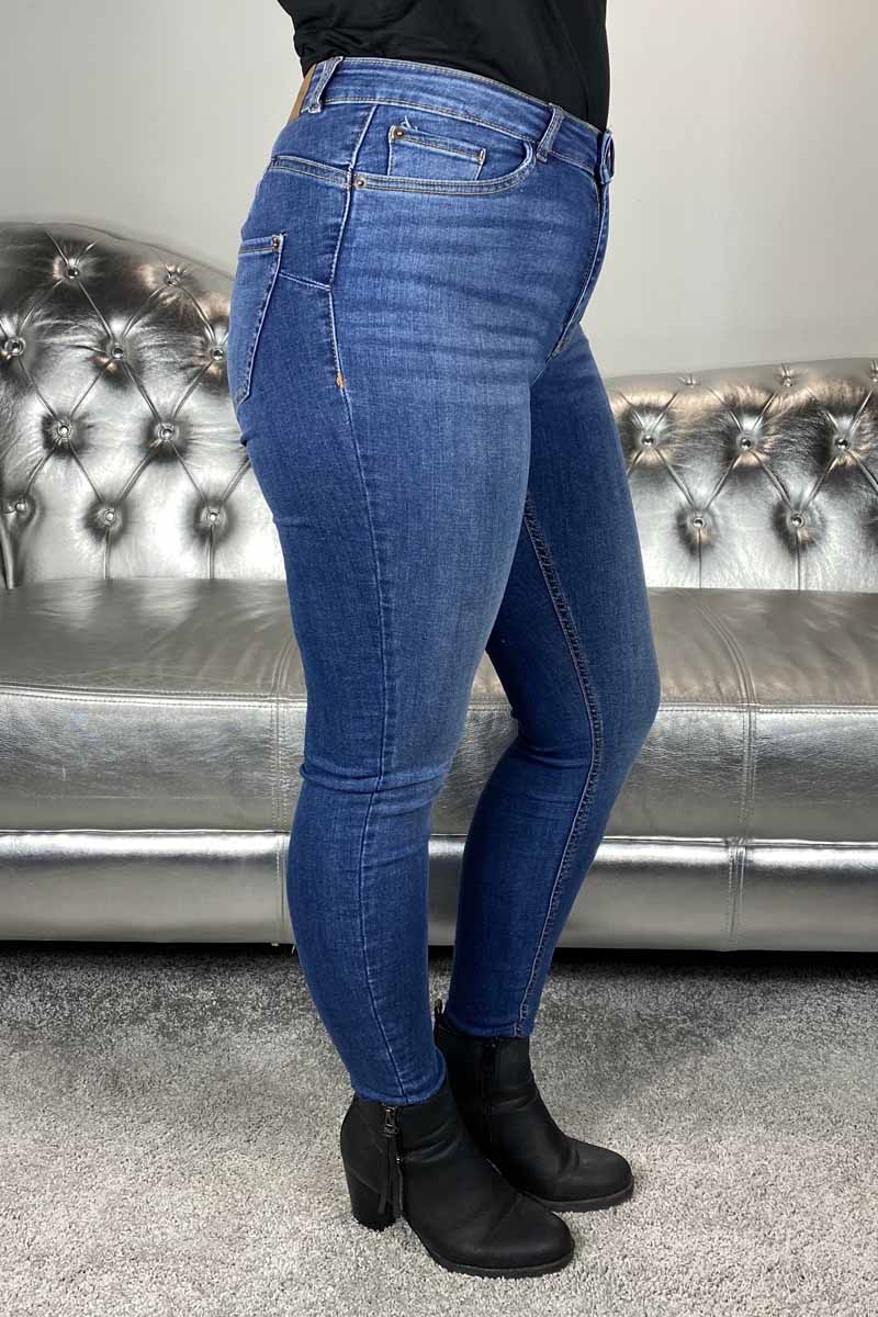 Happy Holly Amy Push Up Stretchjeans Dam Mellanblå 11