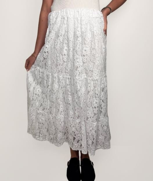 Janice-Spetskjol-Dam-White-Chica-London--Smilebutiken-1