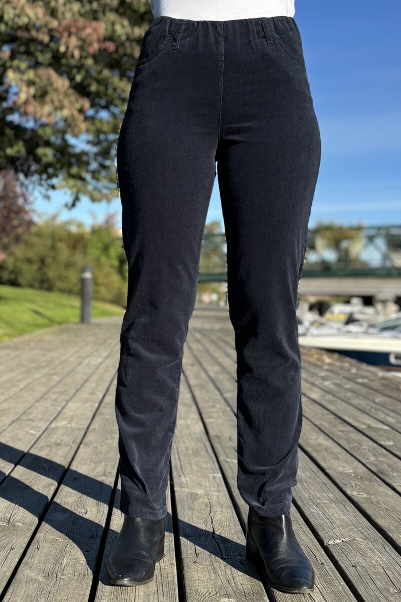 LauRie-Kelly-Regular-SL-Manchester-Byxa-Dam-Navy-10