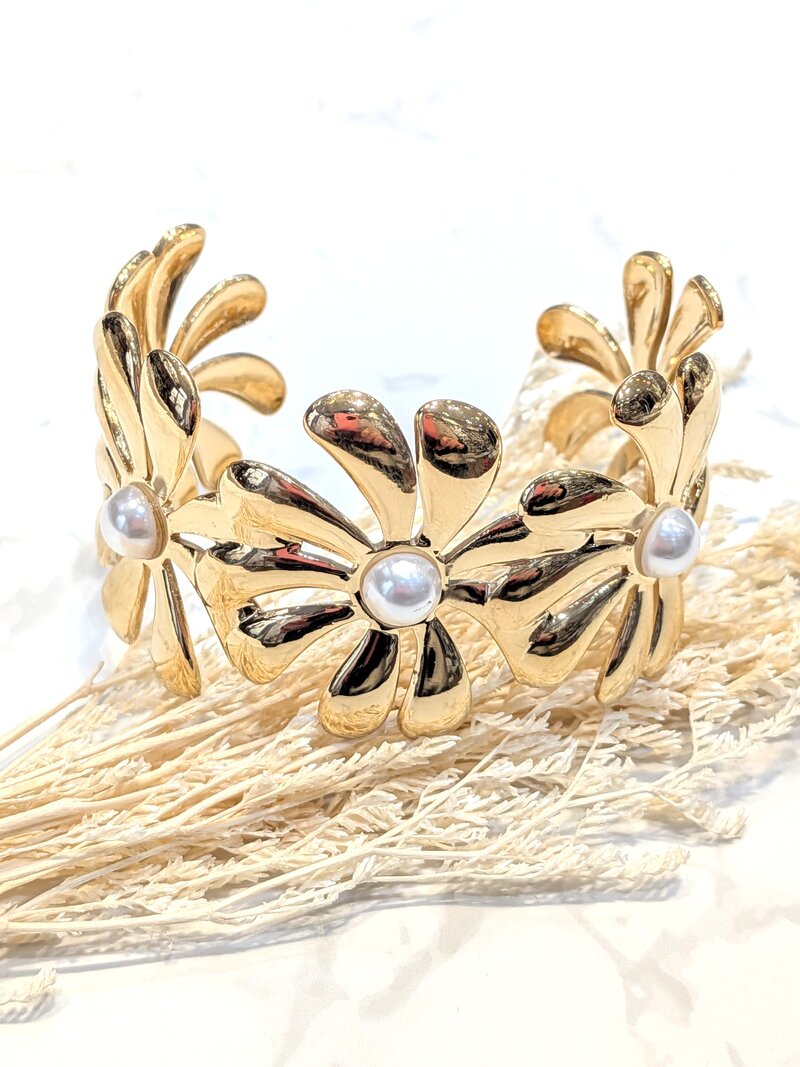 Lolo---Yaya-Gulli-Armband-Dam-Flower-1.JPG