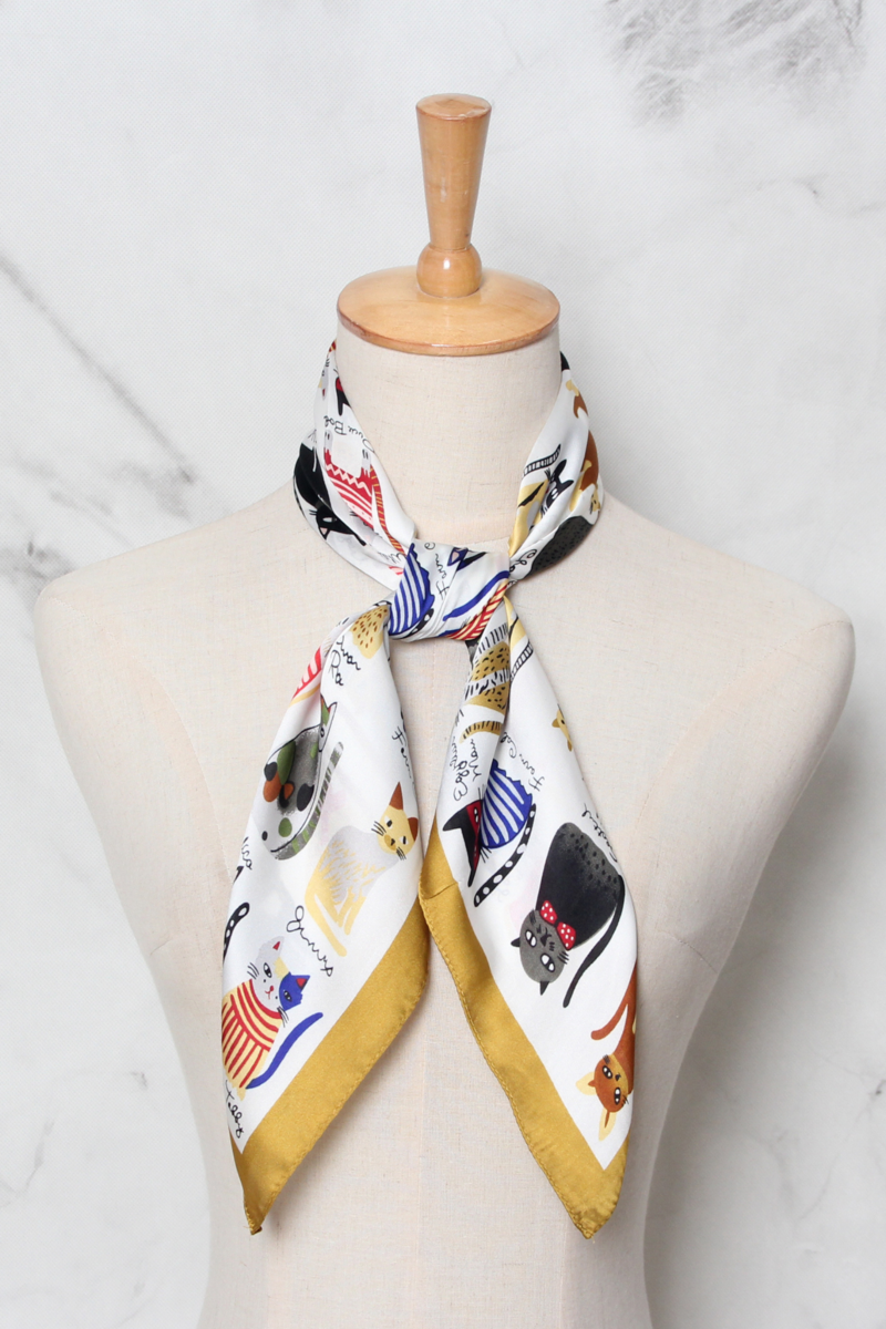 MM-Sweet-Cat-Scarf-Dam-Taupe-1