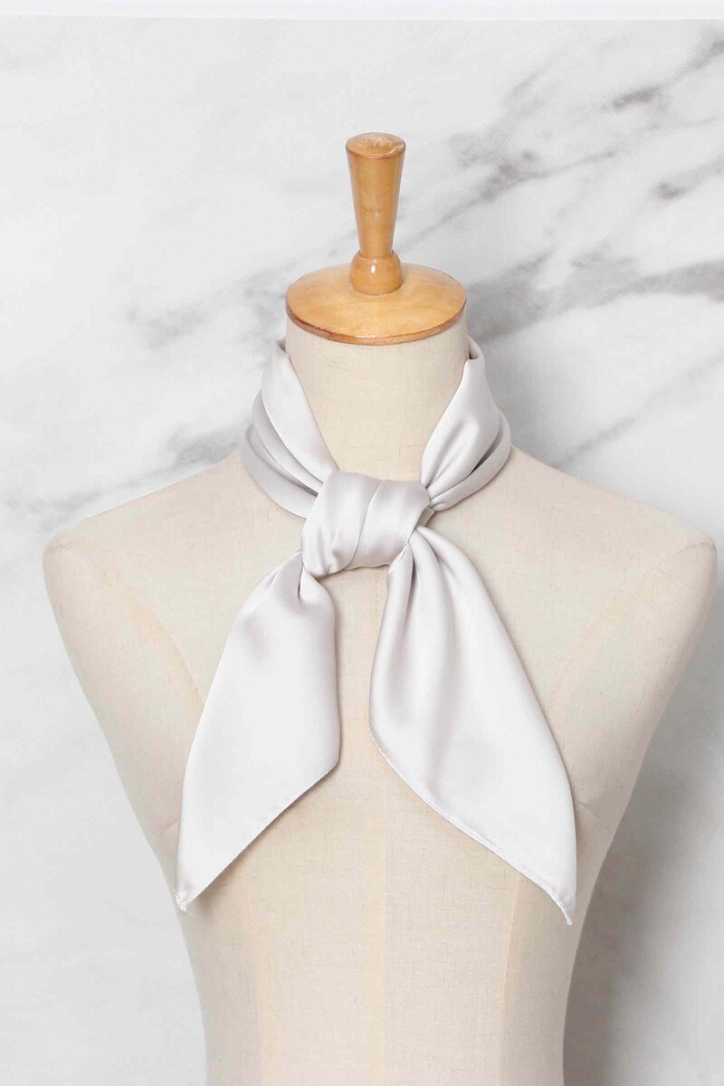 MM-Sweet-Hadley-Scarf-Dam-Light-Grey-1