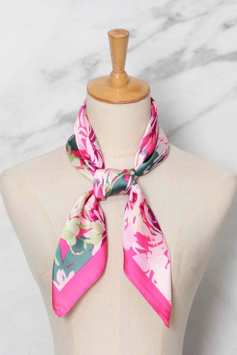 MM-Sweet-Parker-Scarf-Dam-Fuchsia-1