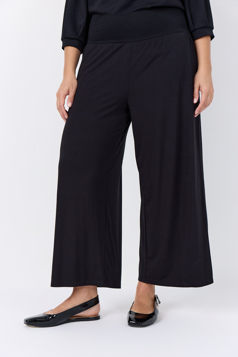 Marla-2-Ankelbyxa-Dam-Black-Wasabiconcept--Smilebutiken-1