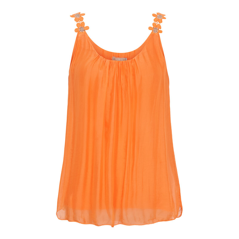 Marta-du-Chateau-Agnese-Topp-Dam-Arancio-1
