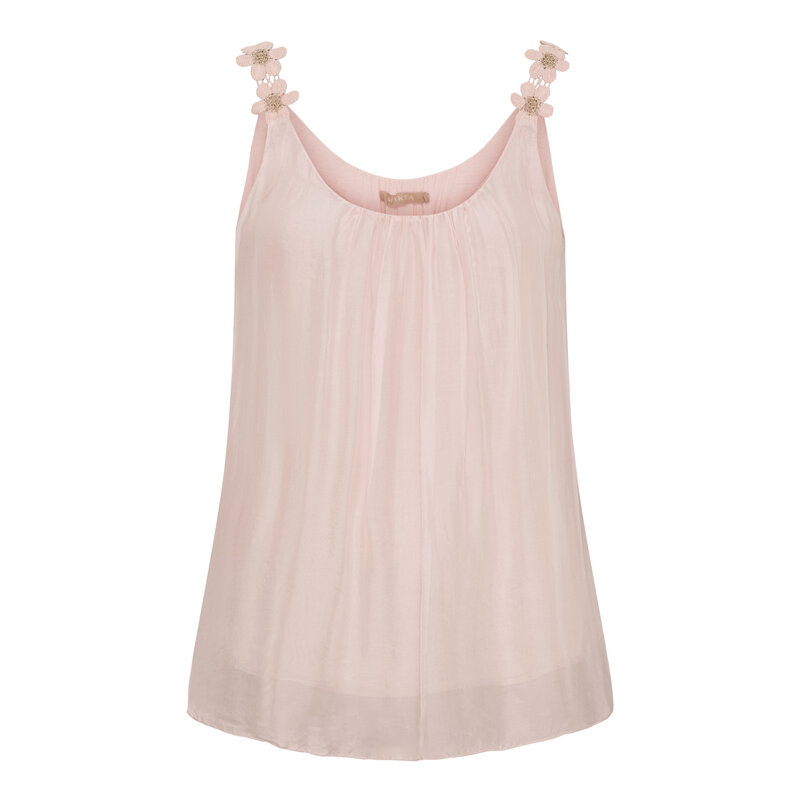 Marta-du-Chateau-Agnese-Topp-Dam-Rose-1
