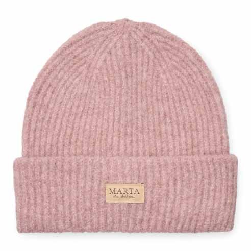 Marta-du-Chateau-Beanie-Mossa-Dam-Rose-1.jpg