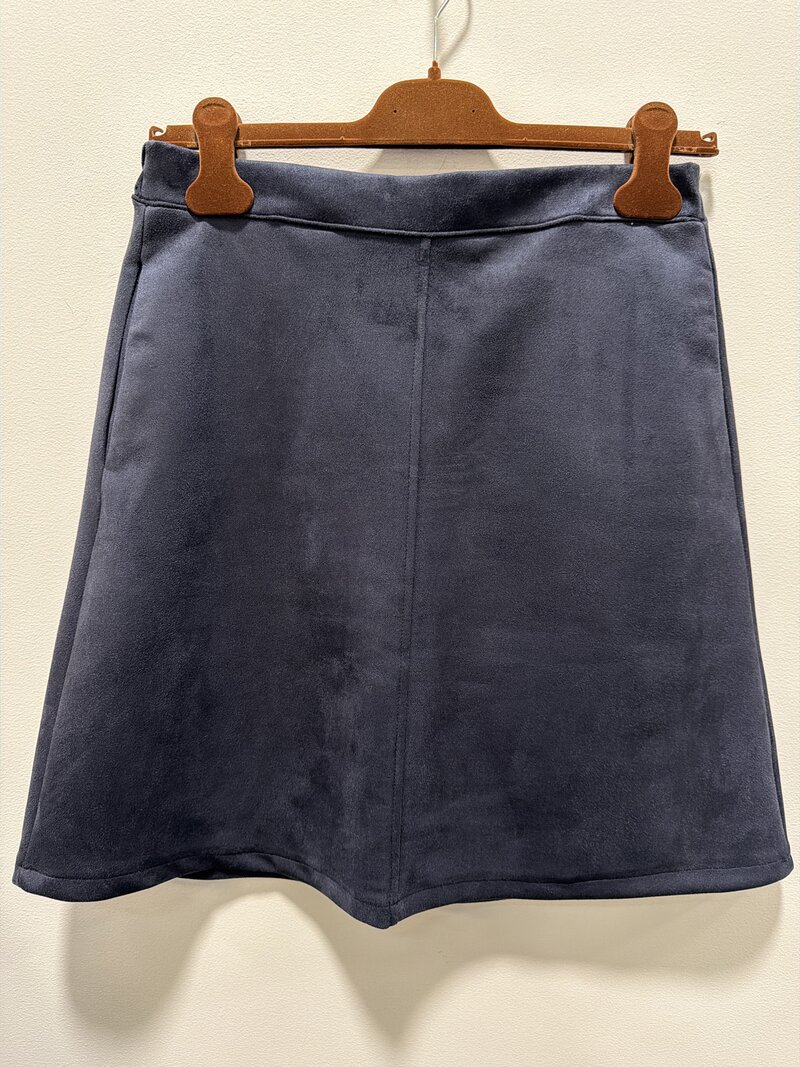 Marta-du-Chateau-Lisbeth-Kjol-Dam-Navy-1