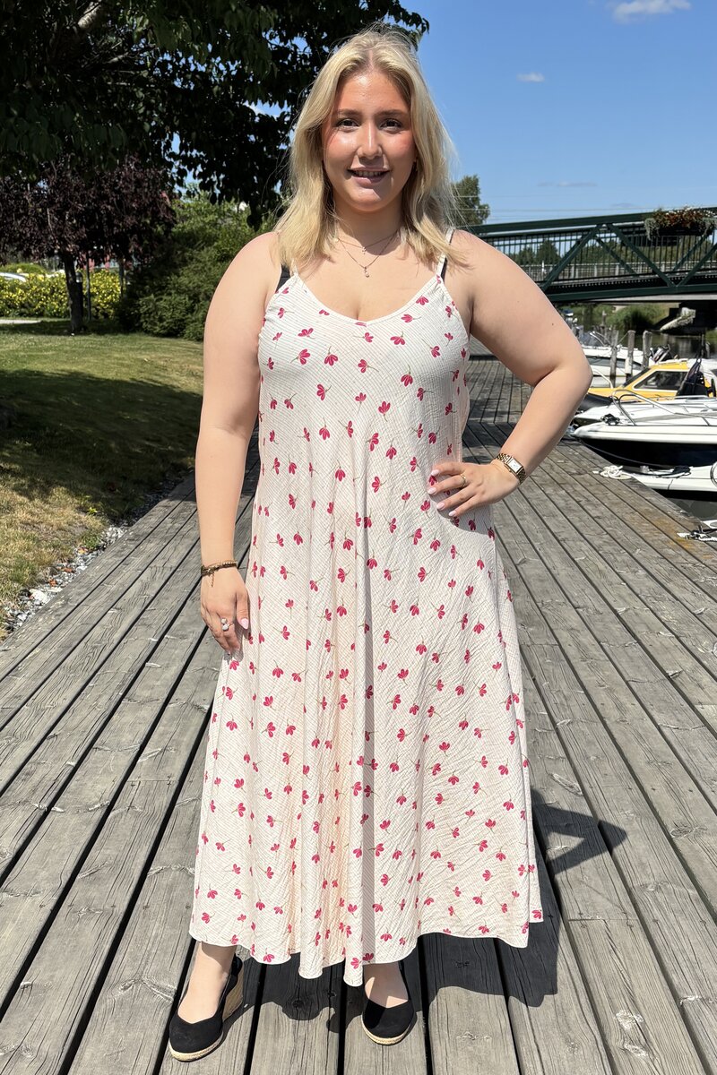 Marta-du-Chateau-Melina-Klanning-Dam-Fuxia-5