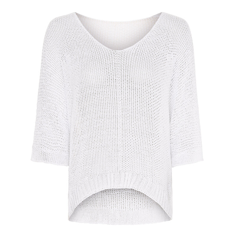 Marta-du-Chateau-Strik-Troja-Dam-White-1