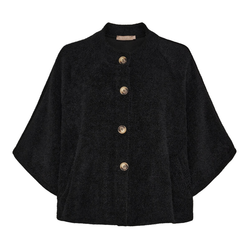 Marta-du-Chateau-Thunder-Jacka-Dam-Black-1