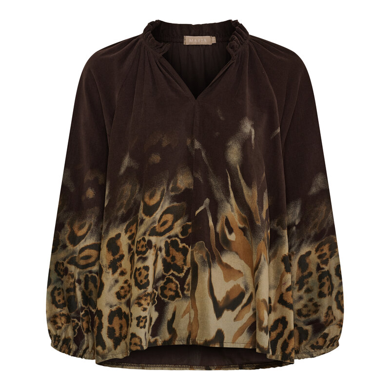 Marta-du-Chateau-Una-Blus-Manchester-Dam-Moro-1