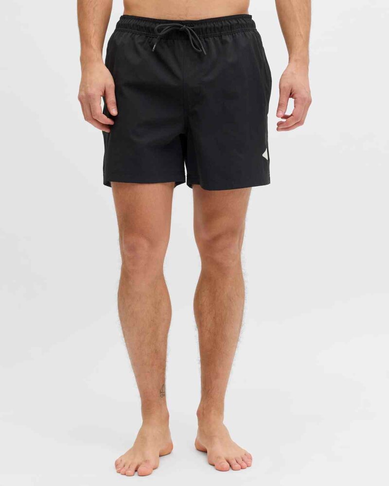 Maui-Badshorts-Herr-Black-Jack---Jones--Smilebutiken-1