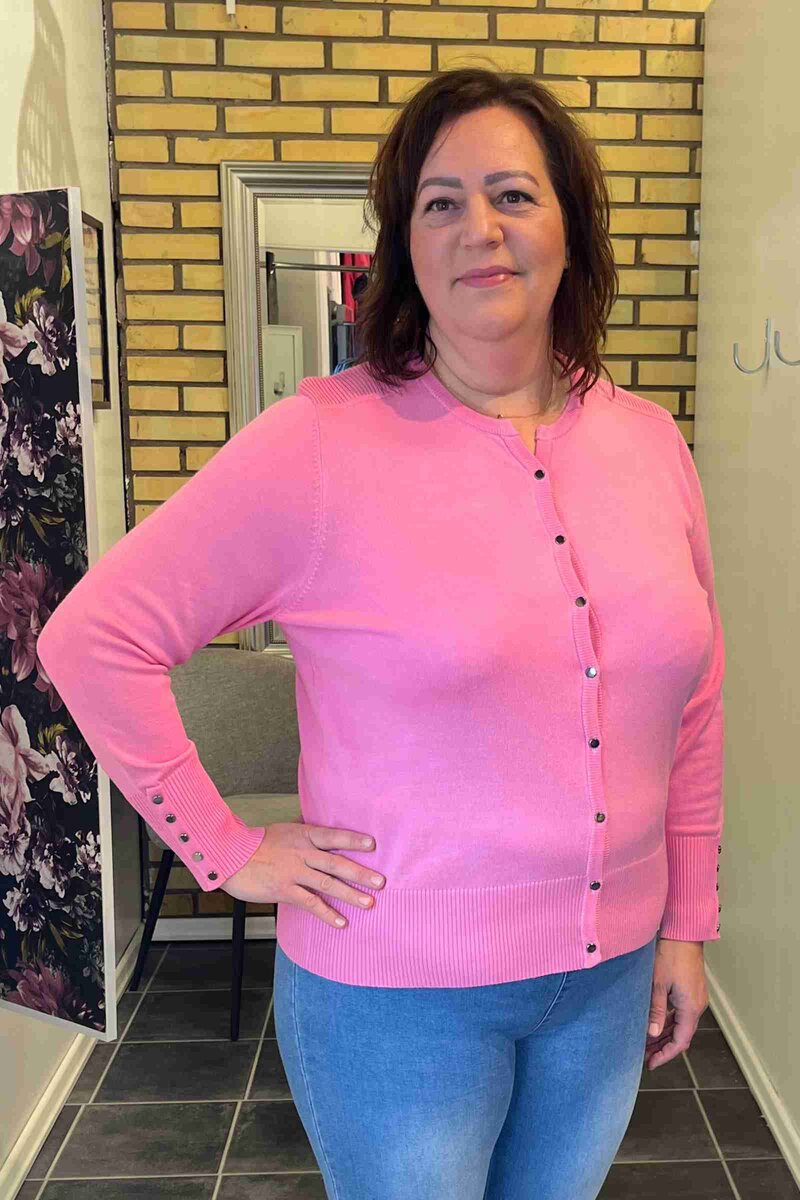 Micha-Tinka-Rundhalsad-Cardigan-Dam-Pink-Lady-10