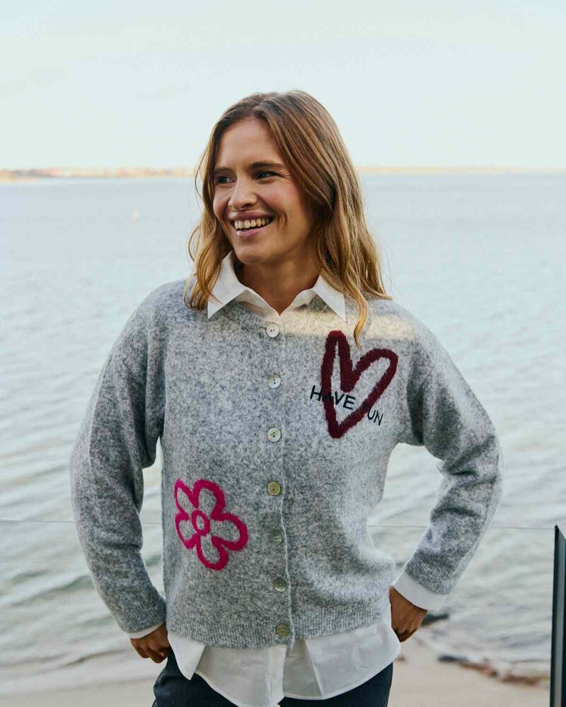 Nomas-Cardigan-Dam-Medium-Grey-Mel-W-Fuchsia-Purple-Freequent--Smilebutiken-1