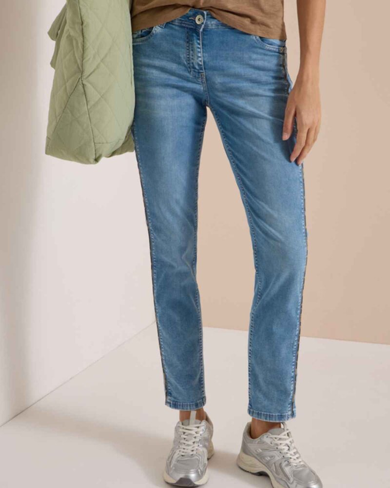 Scarlett-Straight-Jeans-Dam-Authentic-Used-Wash-Cecil--Smilebutiken-1