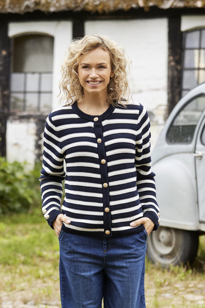 Soulmate-Inga-2-Cardigan-Dam-Dark-Navy-2