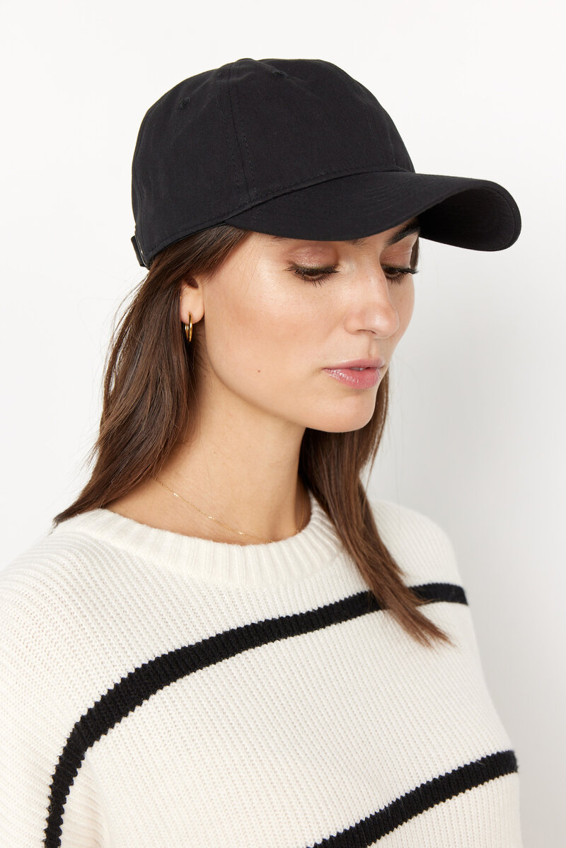 Soyaconcept-Dalmine-Keps-Dam-Black-1