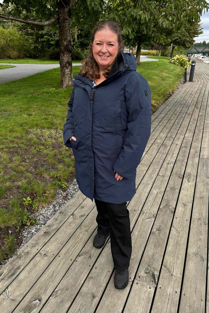 Twentyfour-Aurora-Parkas-Dam-Navy-10