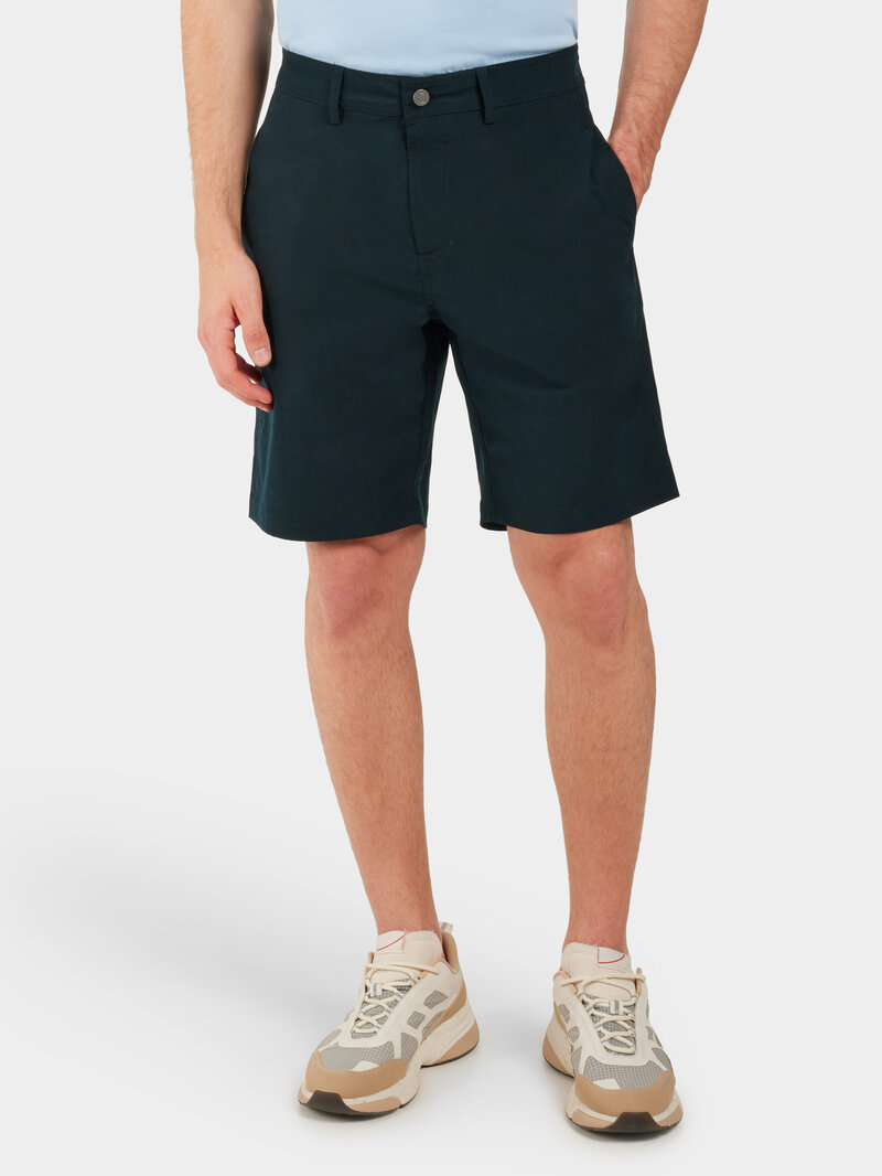 Vattenavvisande-herrshorts-dark-night-blue---Bracke-fran-Didriksons--Smilebutiken-1