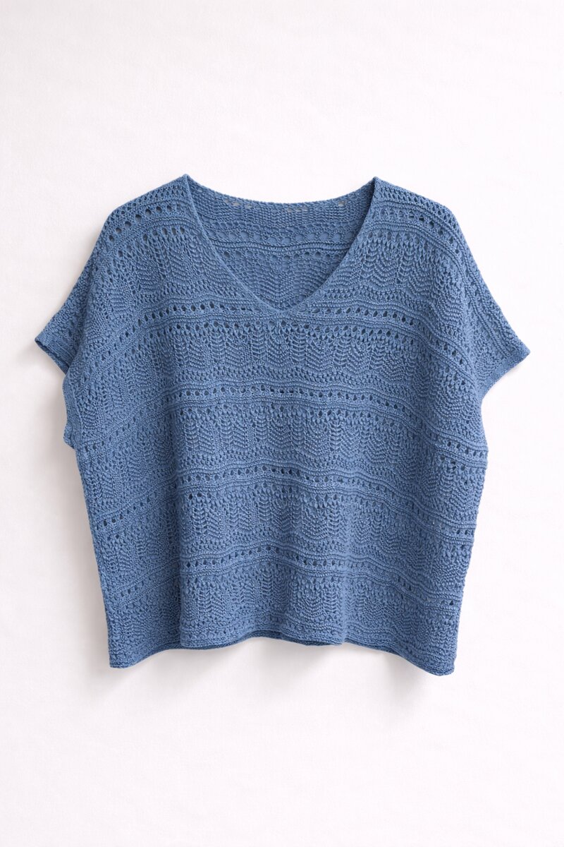 Virkad-v-ringad-topp-dam-Jeans---Germaine-fran-Chica-london--Smilebutiken-1