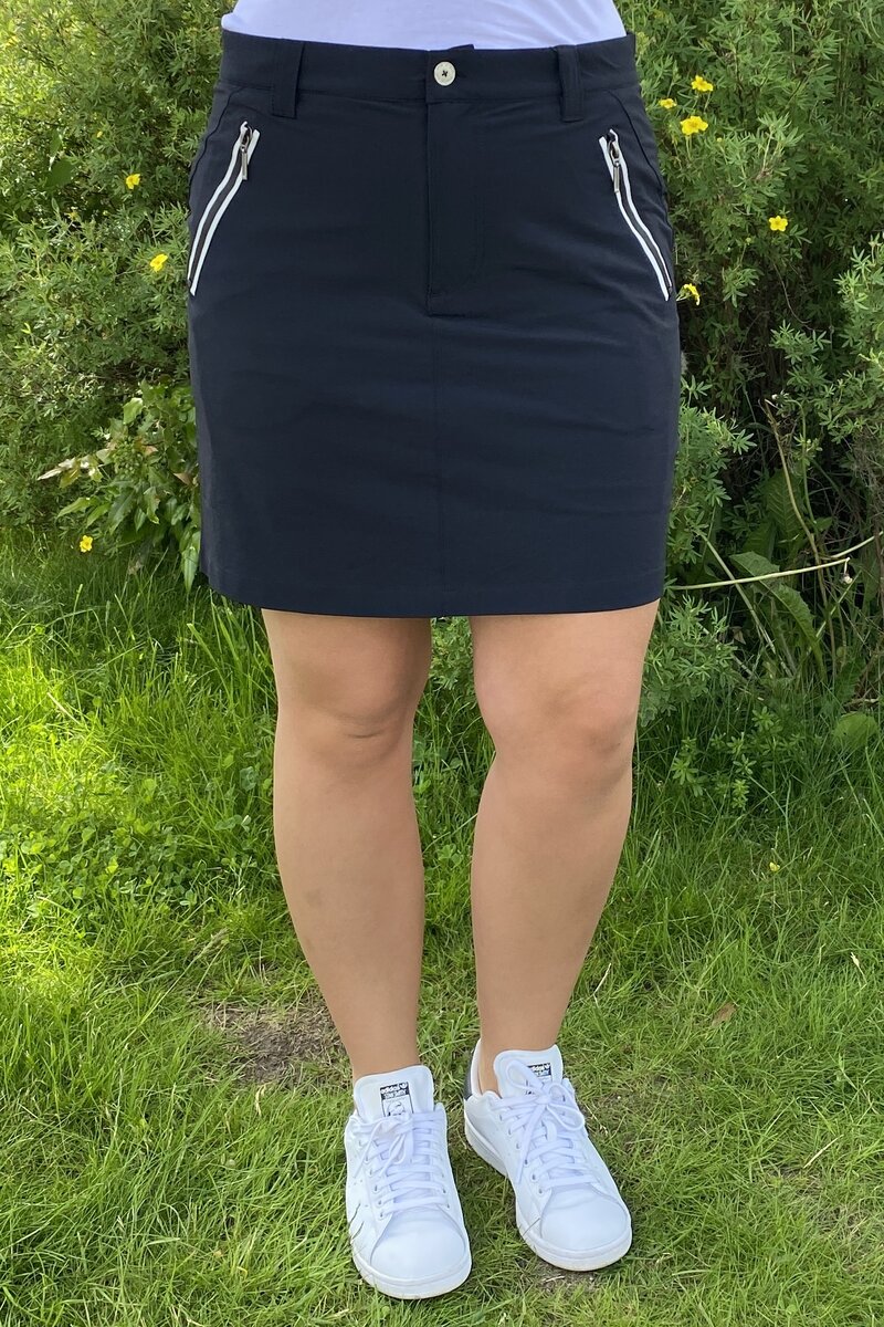 Way-Of-Sweden-Annika-Skort-Dam-Svart-10