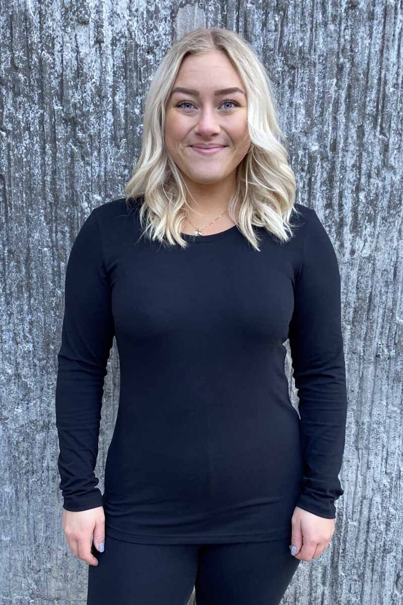 Way-of-Sweden-Emma-Langarmad-T-shirt-Dam-Svart-10