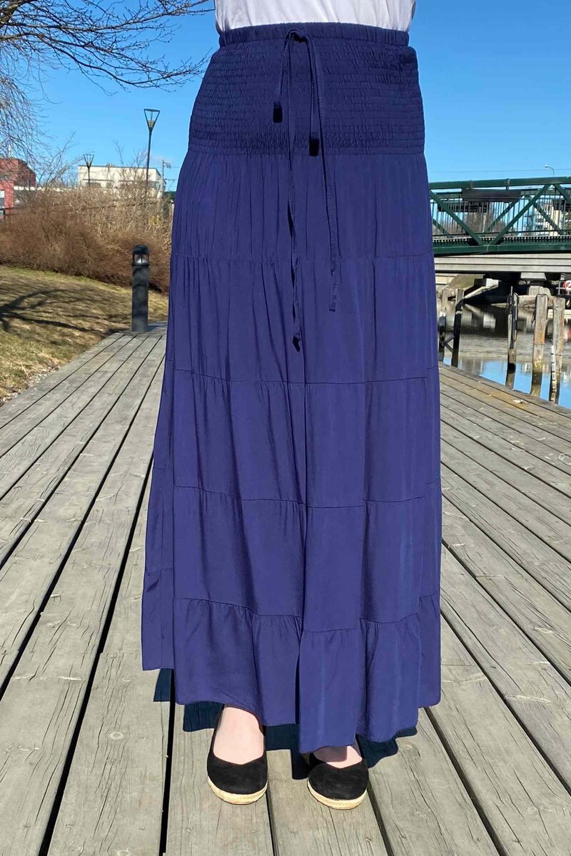 YU-YI-Fashion-Juliette-Kjol-Dam-Navy-1