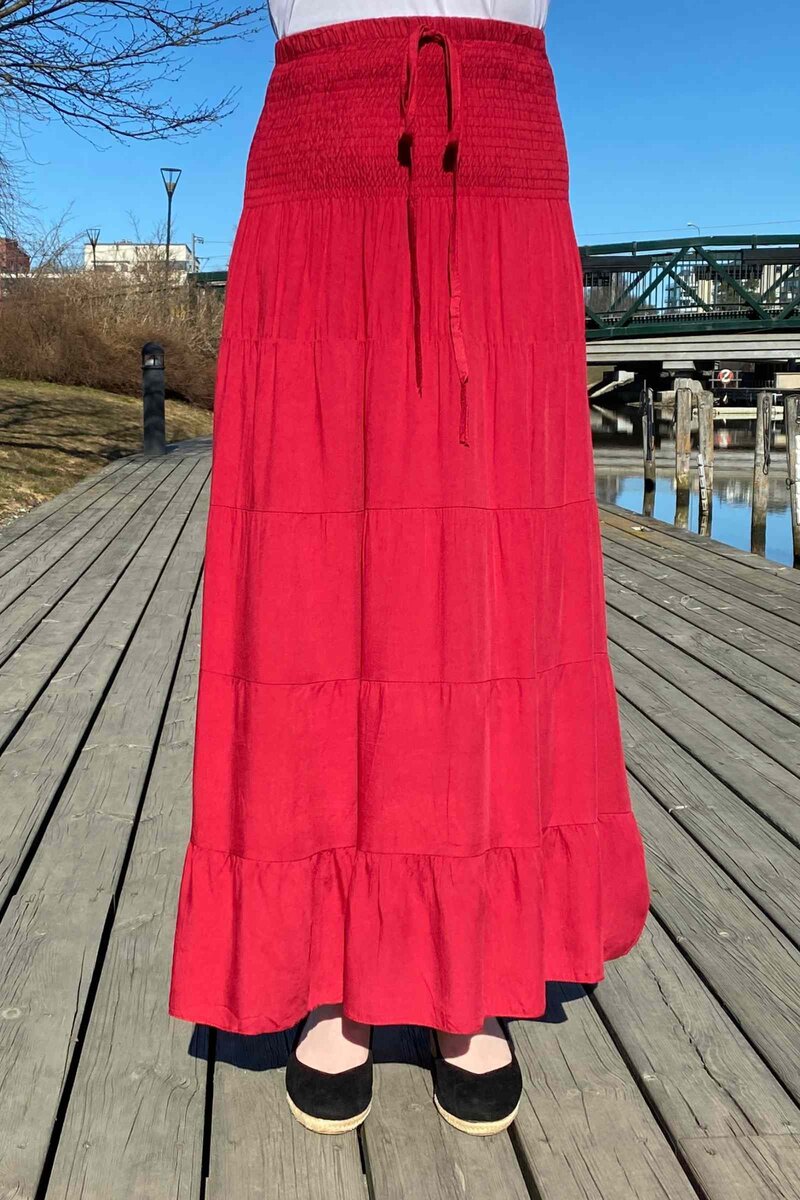 YU-YI-Fashion-Juliette-Kjol-Dam-Red-1