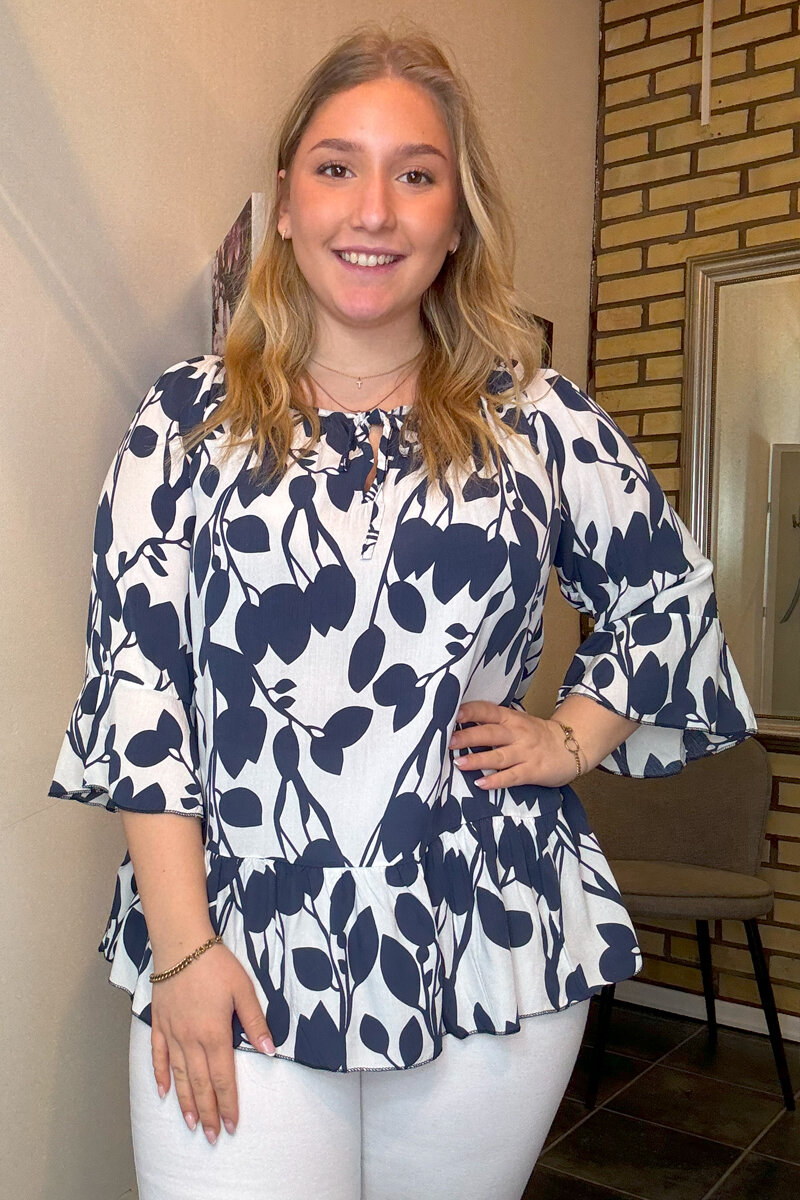 Zabaione-Aileen-Blus-Dam-Navy-10