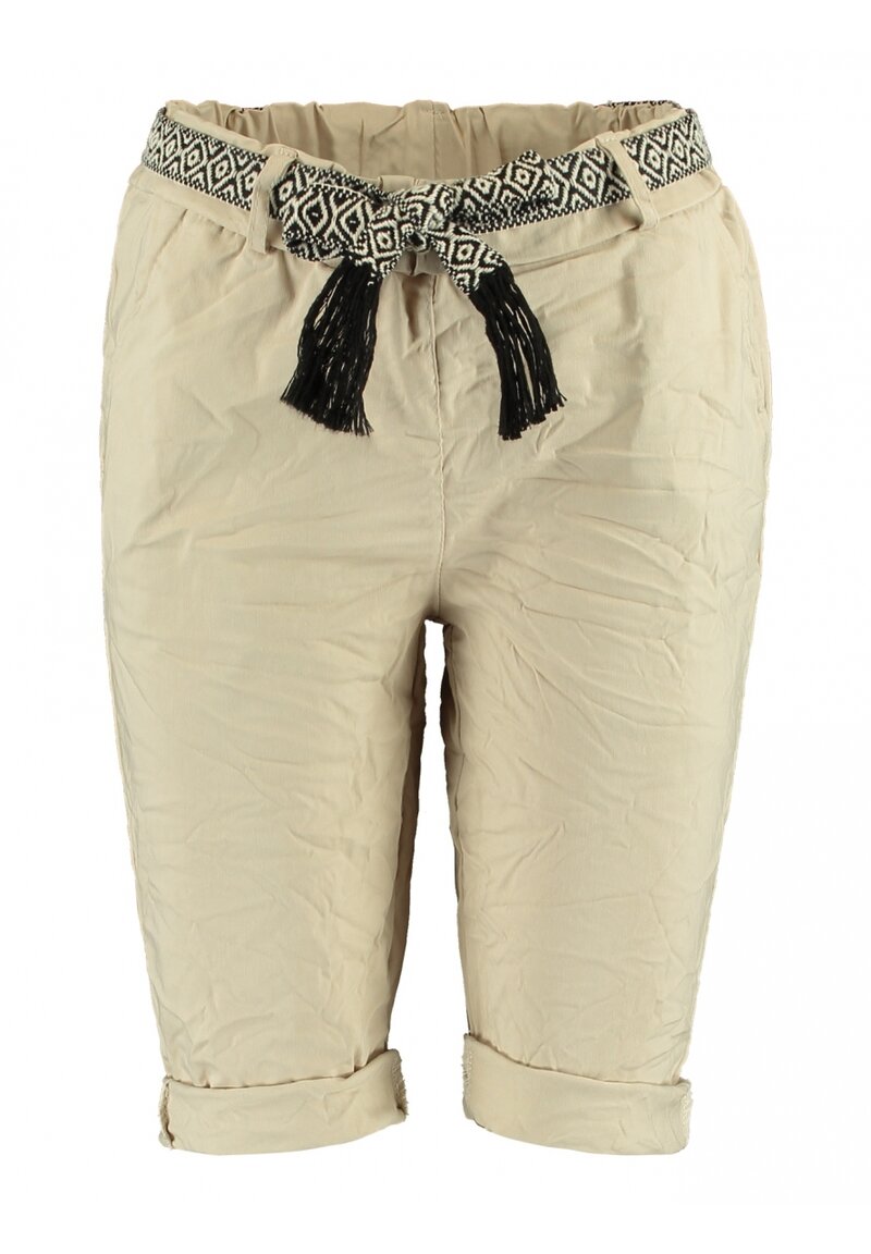 Zabaione-Kaira-Stretch-Shorts-Dam-Beige-1