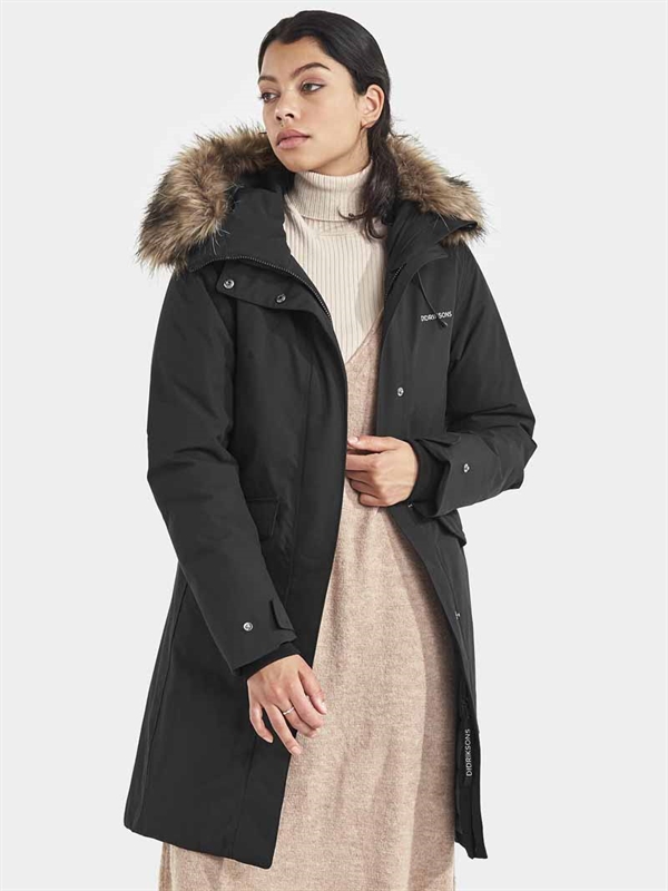 Parkas Snygga parkasjackor för dam SMILE. Parkas Snygga parkasjackor för dam SMILE.