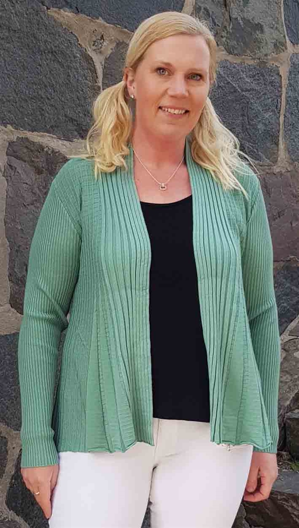Freequent Claudisse Kort Cardigan Dam Rosa SMILE. Freequent Claudisse Kort Cardigan Dam Rosa SMILE.